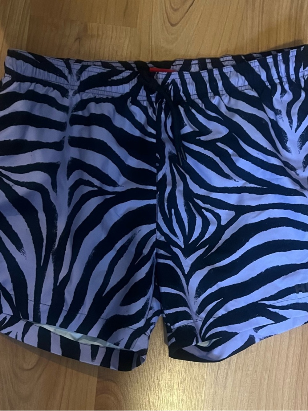 HUGO Men’s Purple Zebra Print Swim Trunks – Size XXL Bold Designer Beachwear